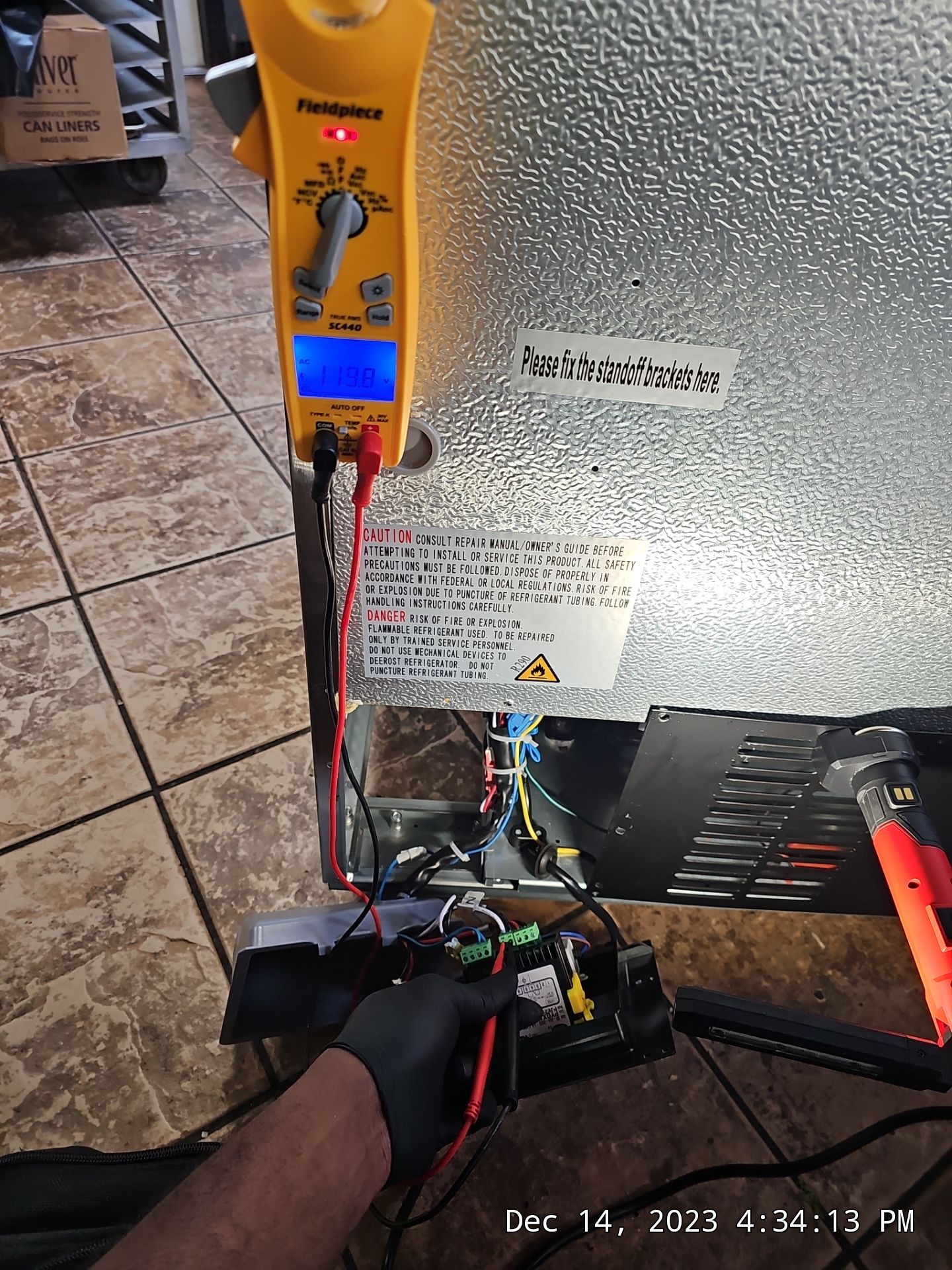 Fieldpiece SC440 clamp meter amp draw testing on True commercial refrigerator R-290 sealed system - AMB Works Clermont FL